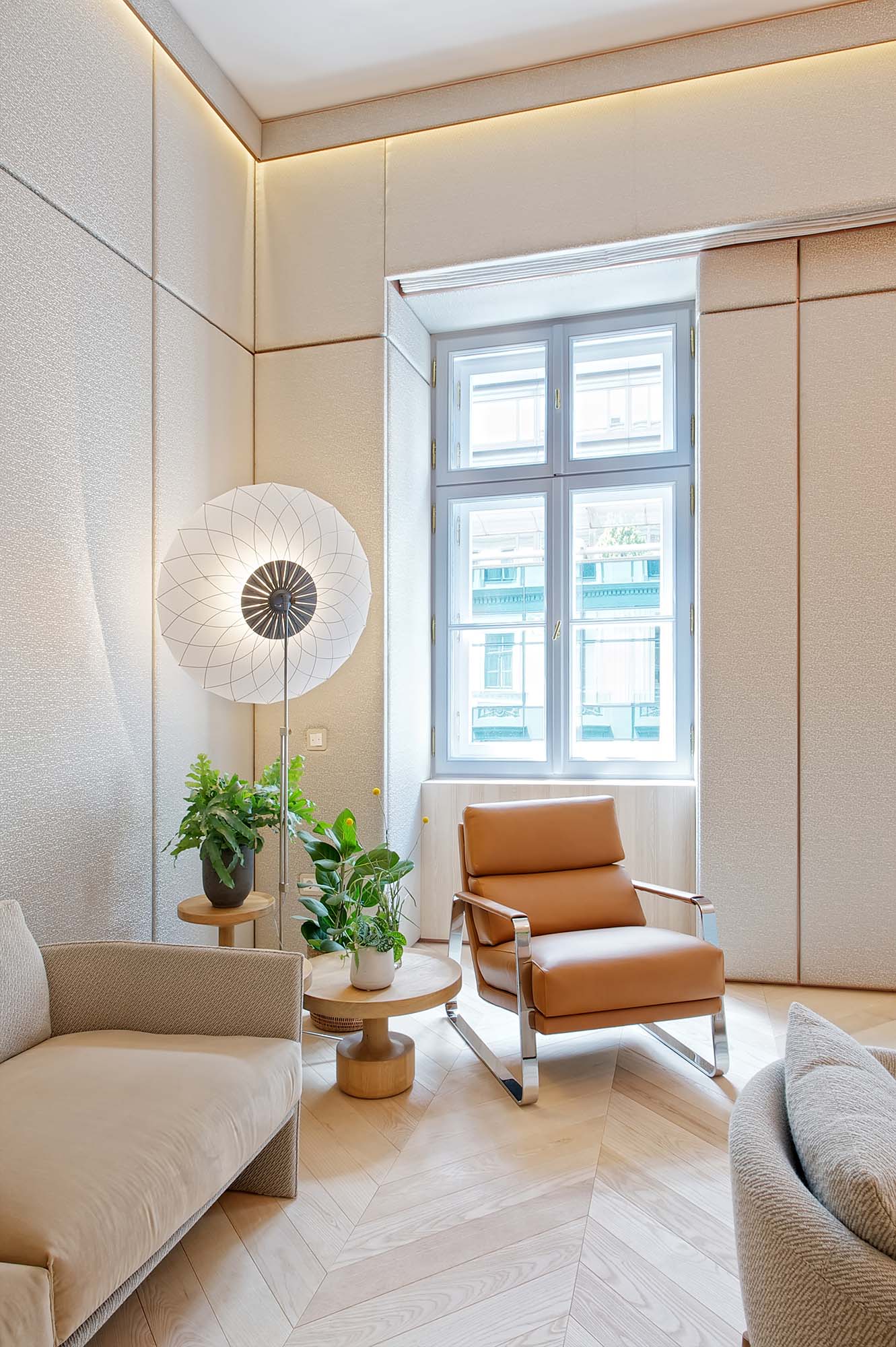 Kreinbacher Cabinet, Budapest