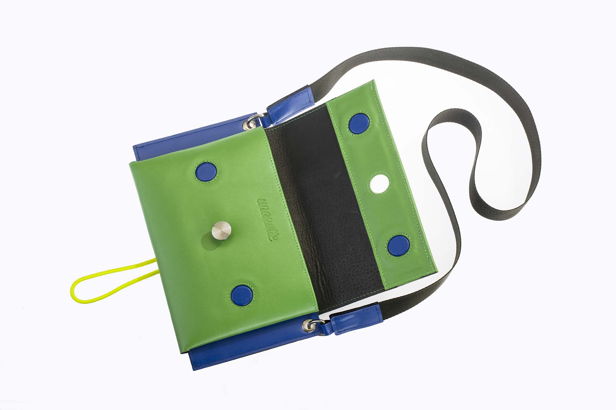 Bag with metal button