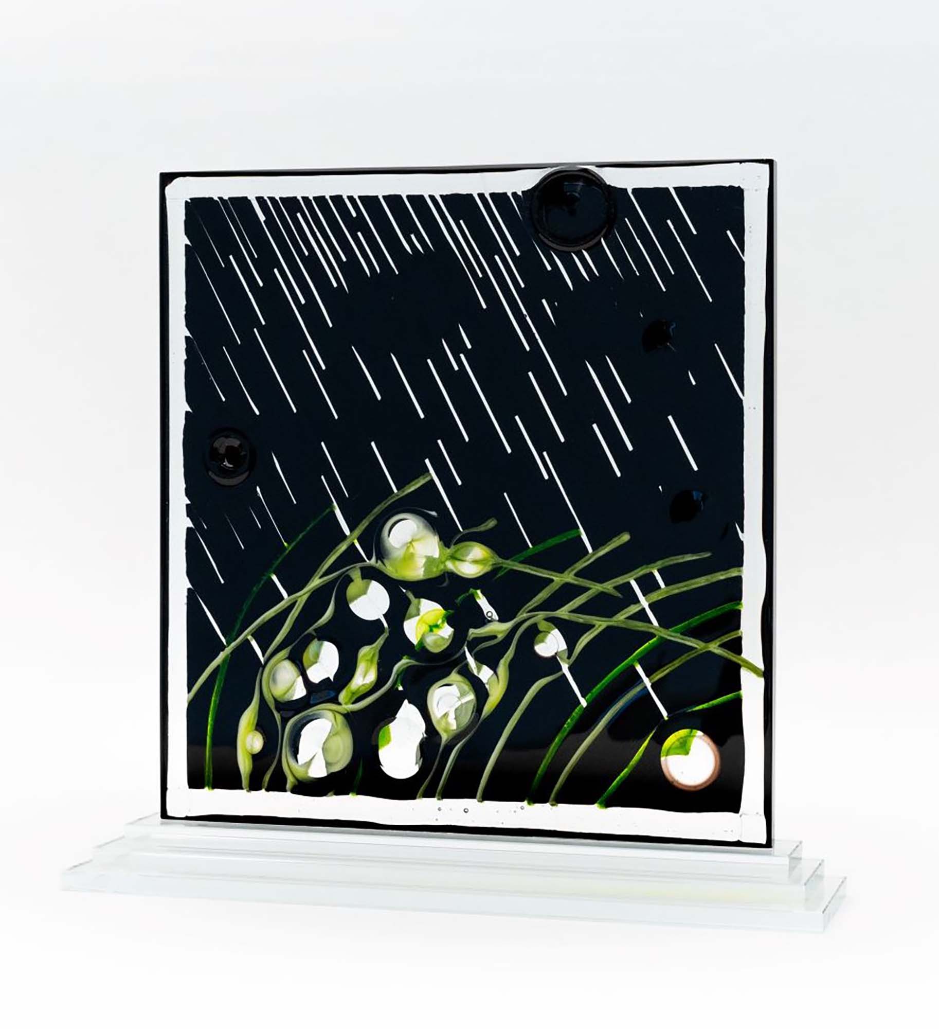 Haiku – Rain by the Lake