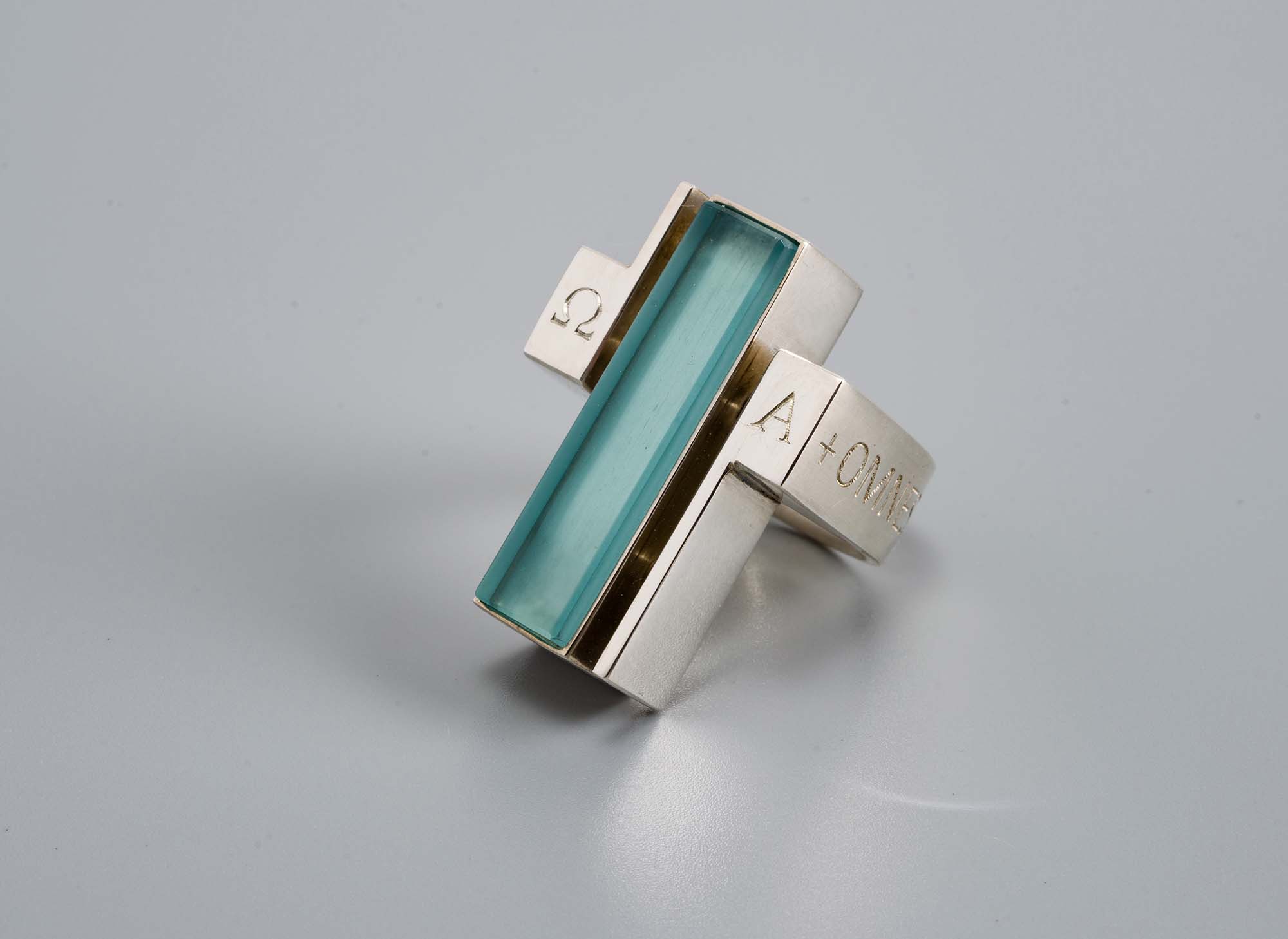 Spring episcopal ring