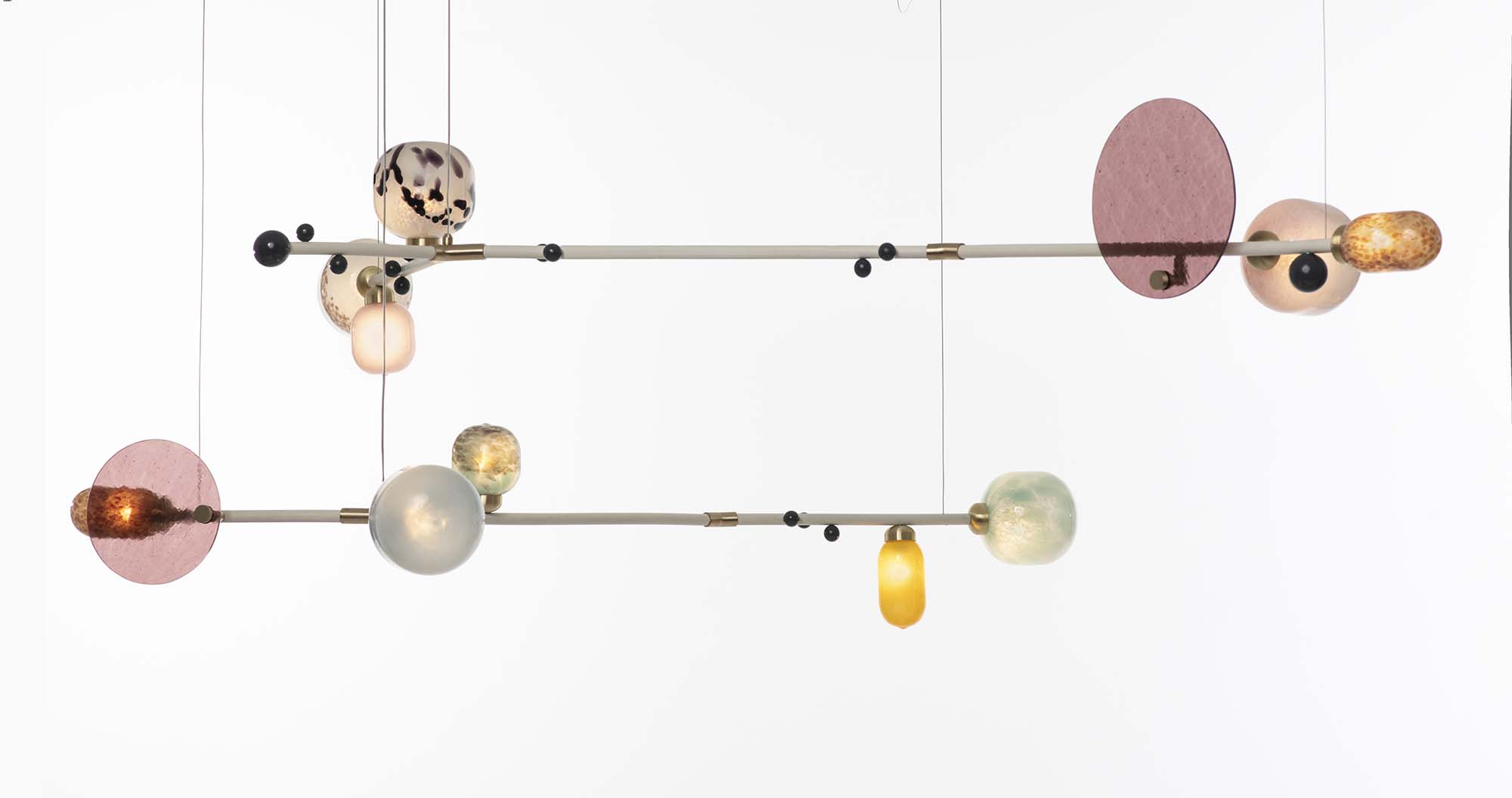 Berrii Branch 1 Chandelier, Berrii lamp collection