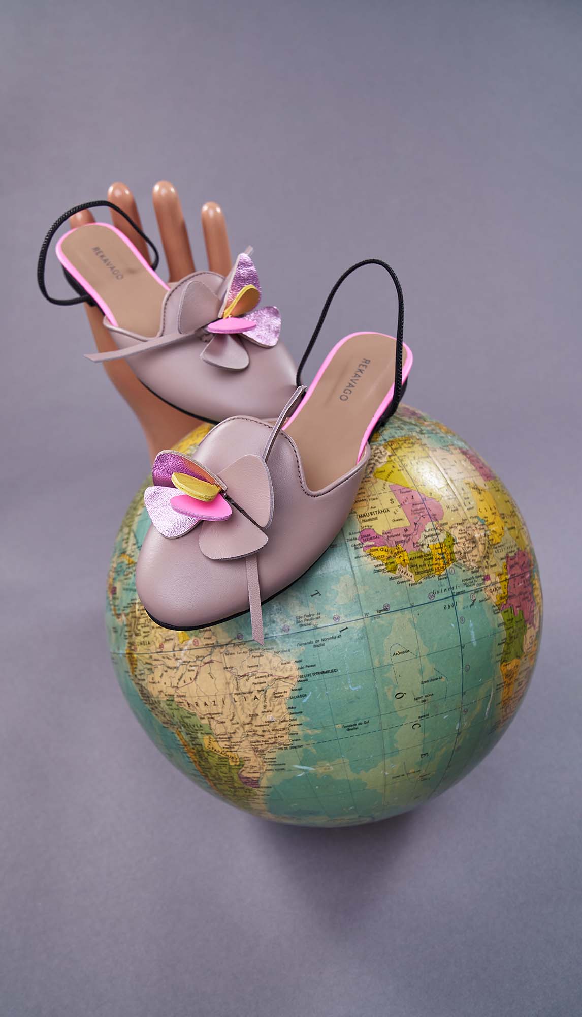 Lora women leather slipper