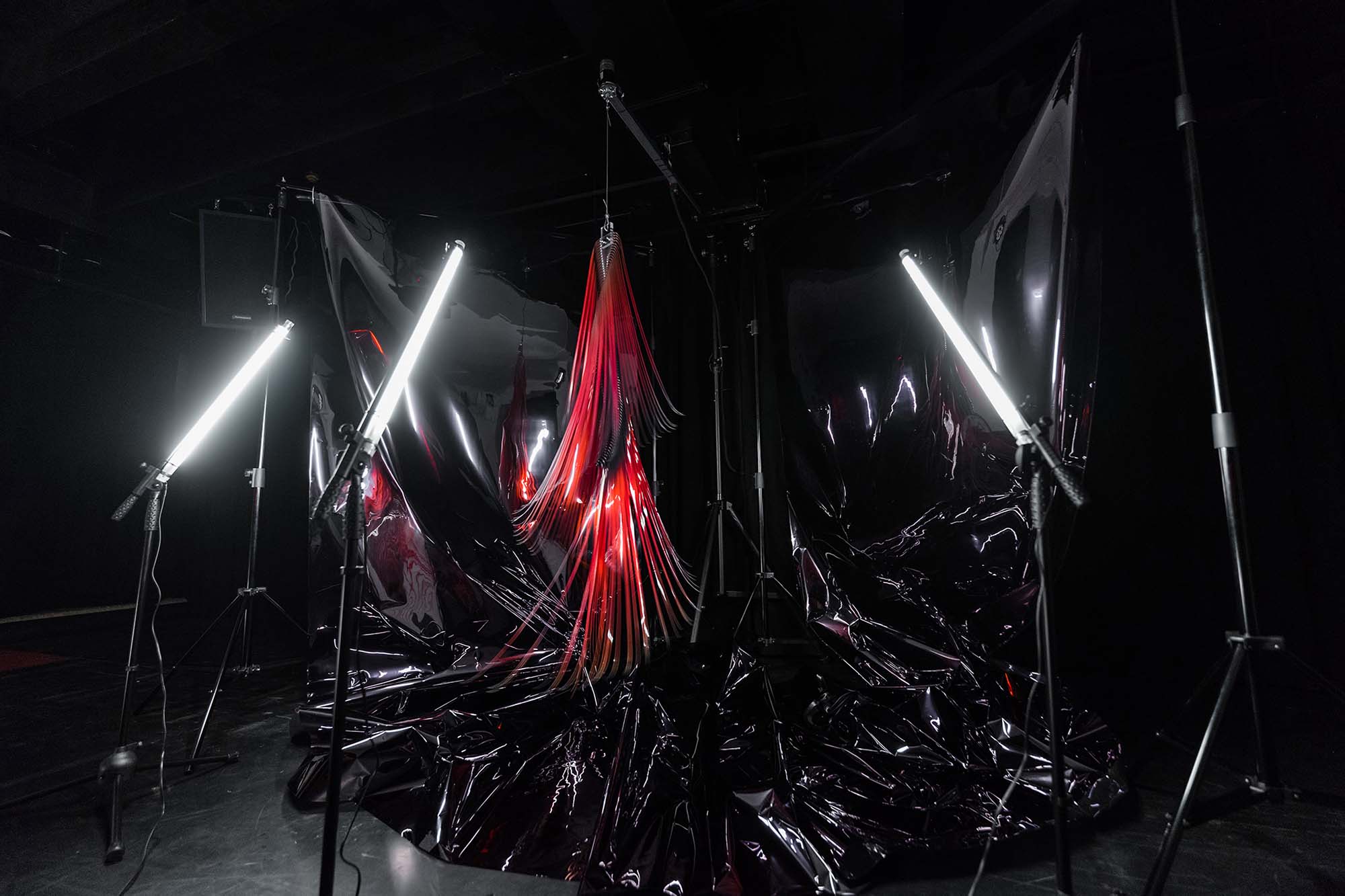 URFORM performansz-installáció